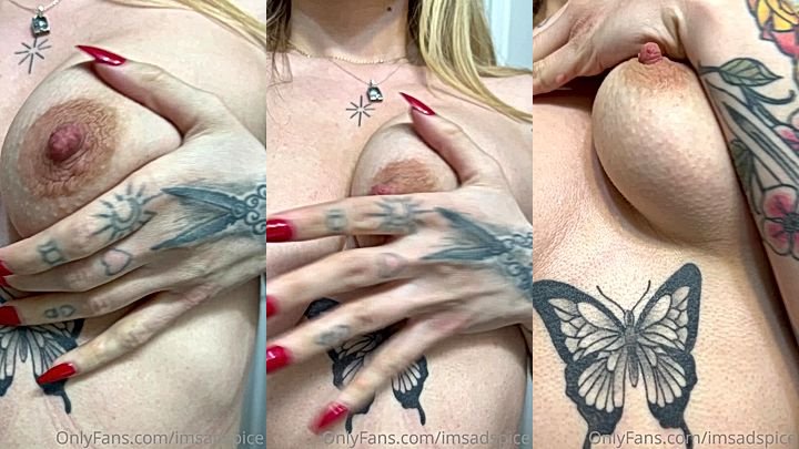 Imsadspice Slut Shows Her Boobs And Teases You With Them