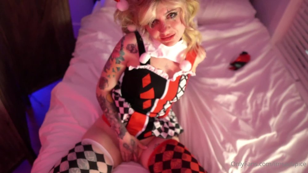 Imsadspice Gets Fucked And Gives A Blowjob To Her Partner