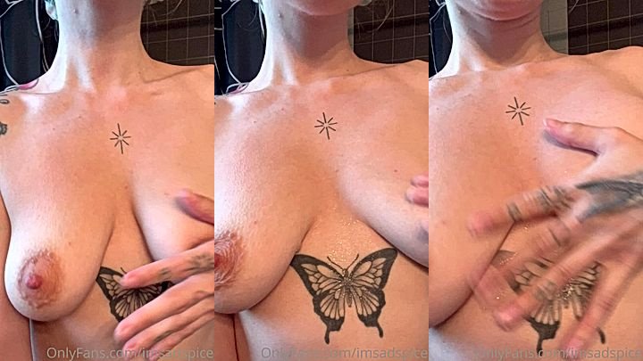 Imsadspice Teasing You Sexily With Her Breat While Bathing