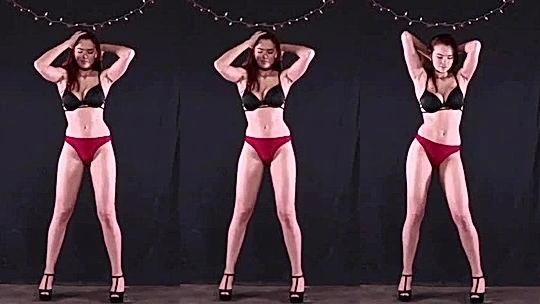 Sabrina Lynn teasing her hot body wearing high heels