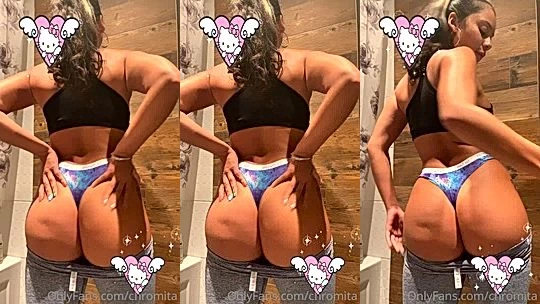 hot latina Chromazz spanking her big booty in the shower